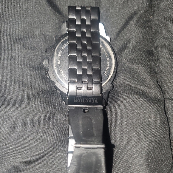 reaction watch - Picture 2 of 2